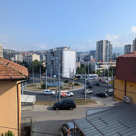 Spacious With Private Parking, Where Convenience And Comfort Come Together Apartman Szarajevó